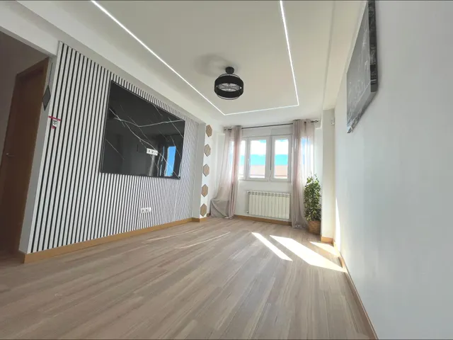 Piso en 4ª planta de tres dormitorios totalmente reformado y a estrenar en calle Valencia de Getafe — 7