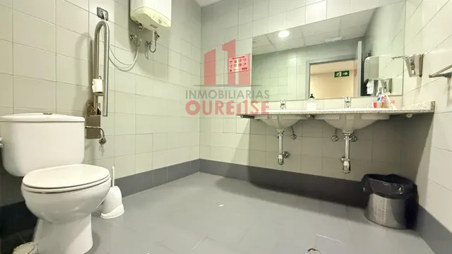 REF. 5650 VENTA DE DOS LOCALES COMERCIALES ACONDICIONADOS COMO OFICINAS — 15