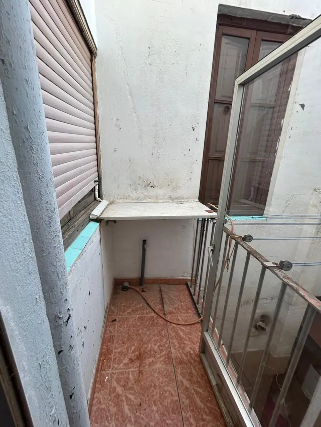 OPORTUNIDAD...EN PLENO CORAZON DEL CABAÑAL...DOS CASAS COMPLETAS A LA VENTA — 35
