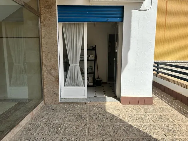 Local en venta y alquiler con opción a compra en Avenida de Salobreña, Motril — 26
