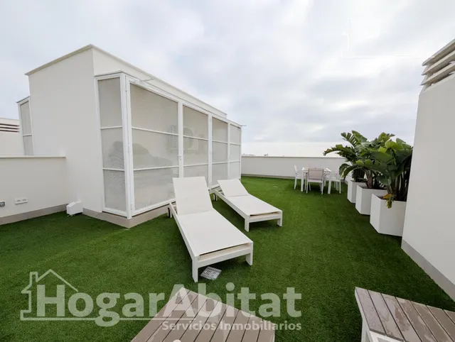 PRECIOSO ÁTICO SEMINUEVO CON PISCINA, GARAJE Y TRASTERO — 11