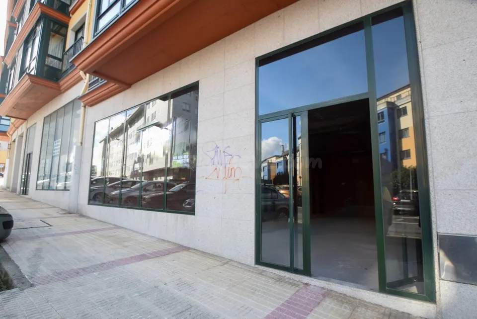 LOCAL COMERCIAL DE OBRA EN LA CORVEIRA