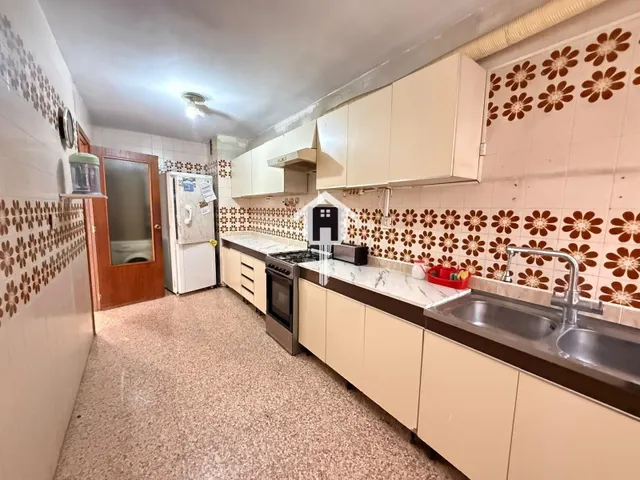 PISO EN VENTA EN ALICANTE. ZONA DE BABEL. 74m2, 4 habitaciones, 1 BAÑO Y 1 ASEÑO, TERCERA PLANTA CON ASCENSOR. — 19