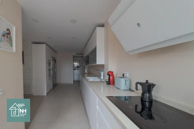 Piso de 154 m2 reformado, 4 dormitorios, luminoso y con trasteros en avenida de Andalucía — 20