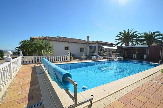 Villa 3 habitaciones 140m² en venta - Campos del Río — 39