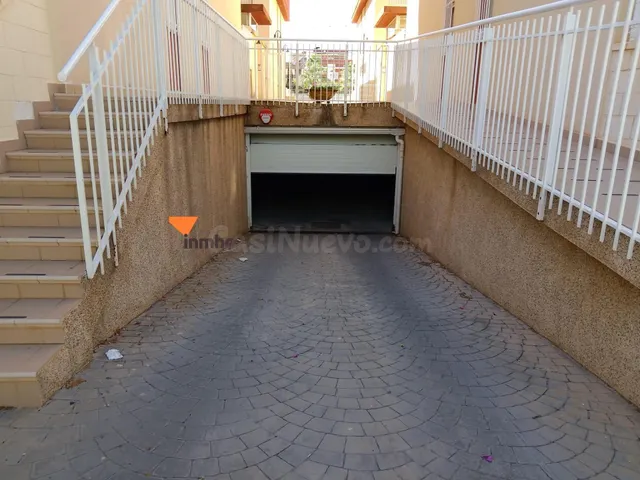 PLAZA DE GARAJE EN LAS LOMAS DE CABO ROIG - foto 4