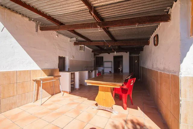 Casa de campo cerca de las bayas — 8