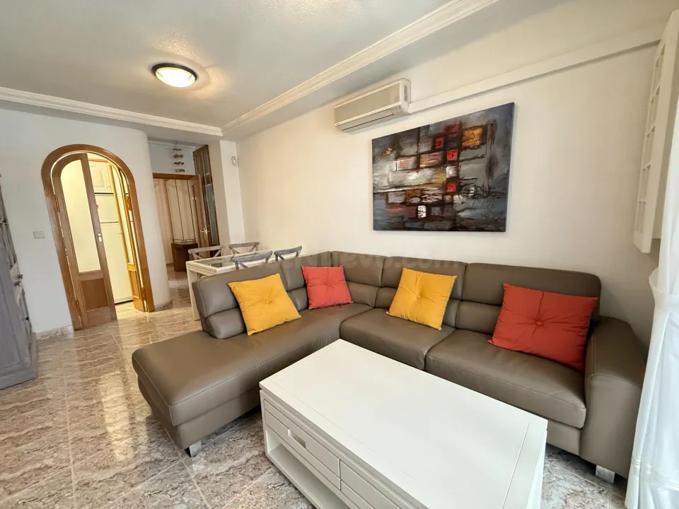 Oportunidad!! estupendo apartamento de 2 dormitorios a tan solo 500m de la playa del cura!!!