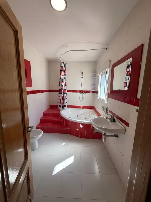 MAGNIFICA CASA EN FERNAN NUÑEZ!! — 15