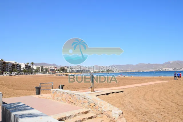 AMPLIO PISO TOTALMENTE REFORMADO EN 1ºLÍNEA DE PLAYA — 19
