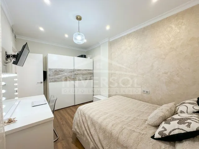 VIVIENDA ADOSADA CON PISCINA PRIVADA — 30