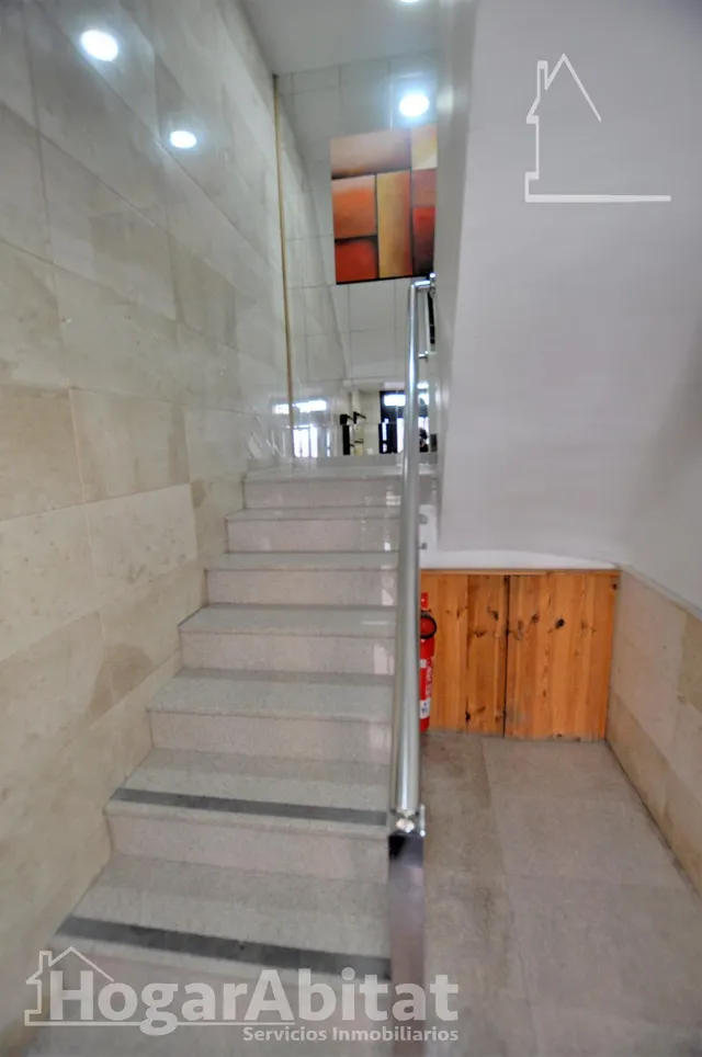 ¡REFORMADO A ESTRENAR! ACOGEDOR, MODERNO Y EXTERIOR, CERCA DEL CENTRO — 36