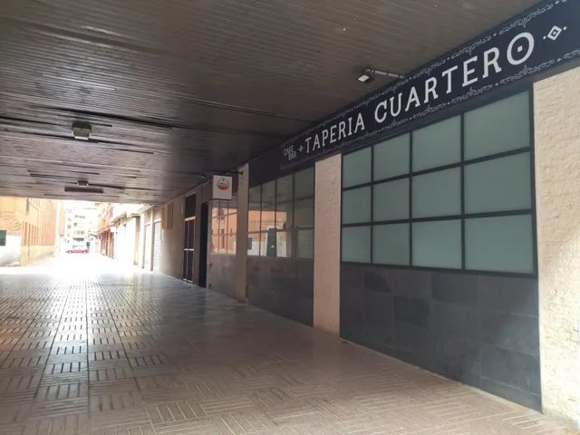 SE VENDE NEGOCIO DE HOSTELERIA, EN PLENO FUNCIONAMIENTO. — 22