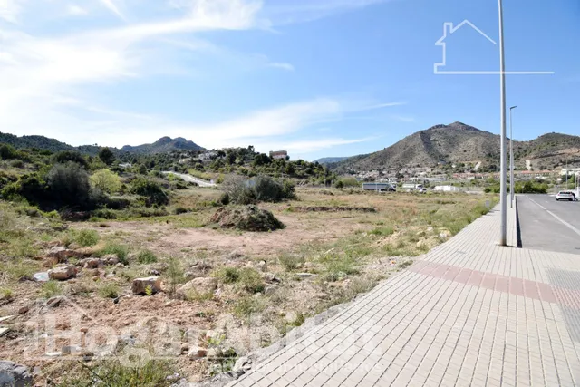 EXCELENTE TERRENO URBANO EN LA VALL D'UIXO — 17