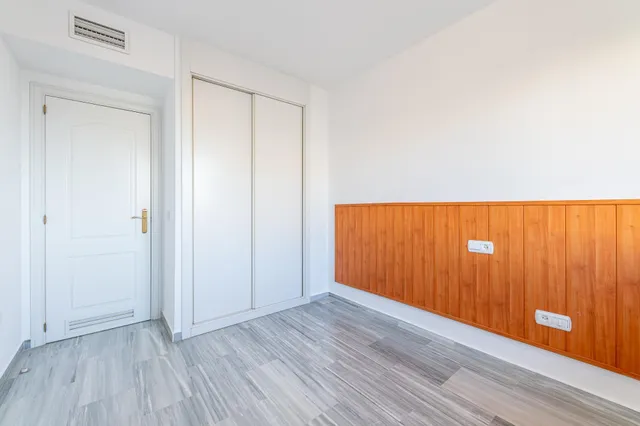Exclusiva vivienda en primera línea de playa en el bajondillo – Torremolinos — 19