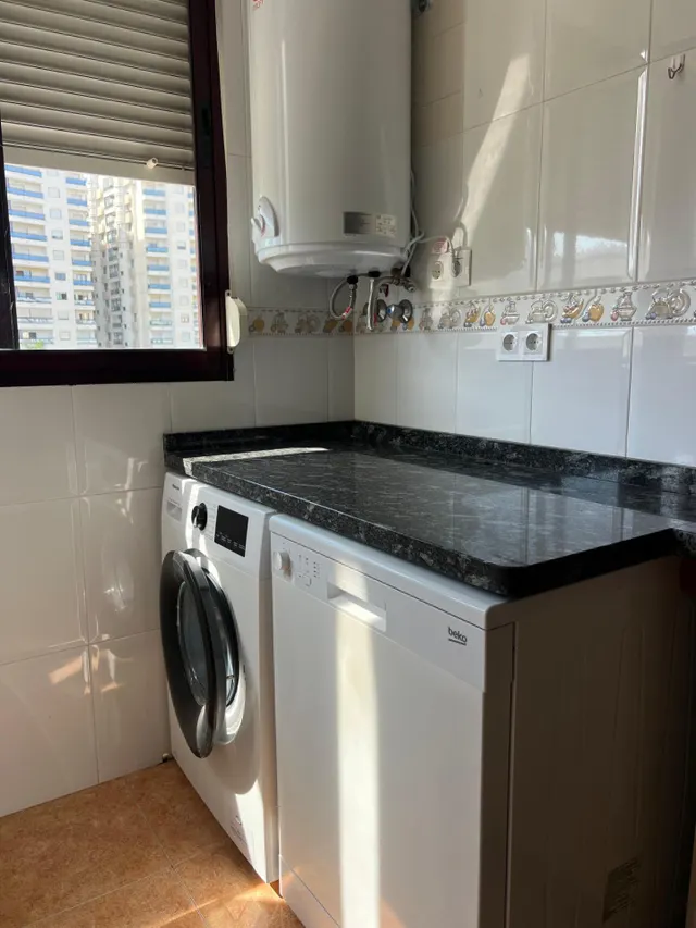 APARTAMENTO  ALQUILER TEMPORAL HASTA EL 30 DE JUNIO — 13