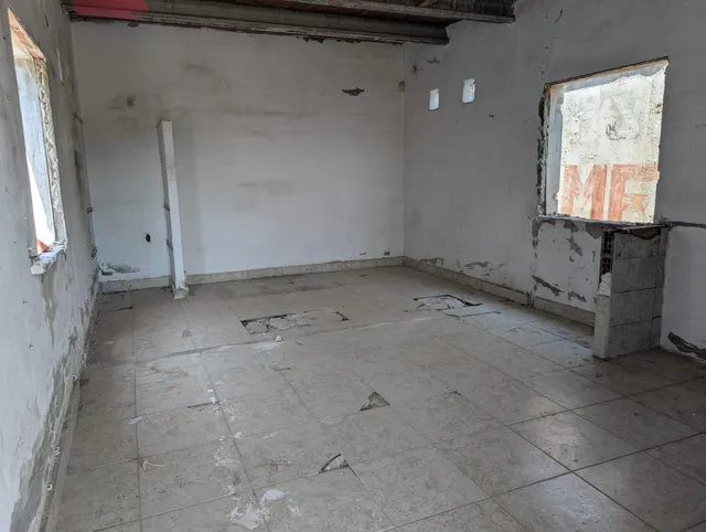 Oportunidad Única: Parcela en Venta en Llombai — 13