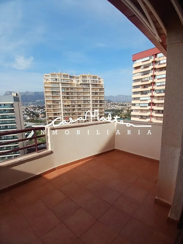 Ático en venta en edificio Coral Beach, Calpe. - foto 3