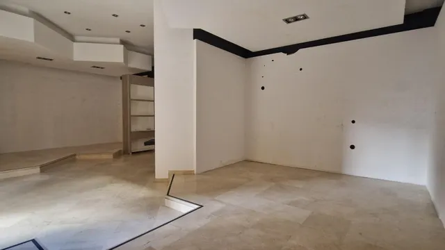 Local comercial en zona centro en Calle Santo Domingo junto a Plaza Aladro — 13