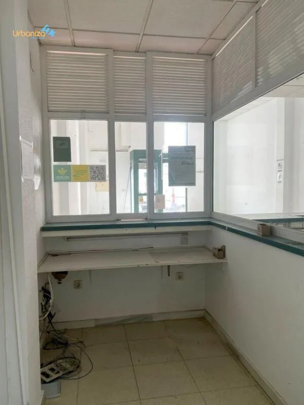 LOCAL ACONDICIONADO EN BARRIADA DE LLERA CON MUCHAS POSIBILIDADES — 9