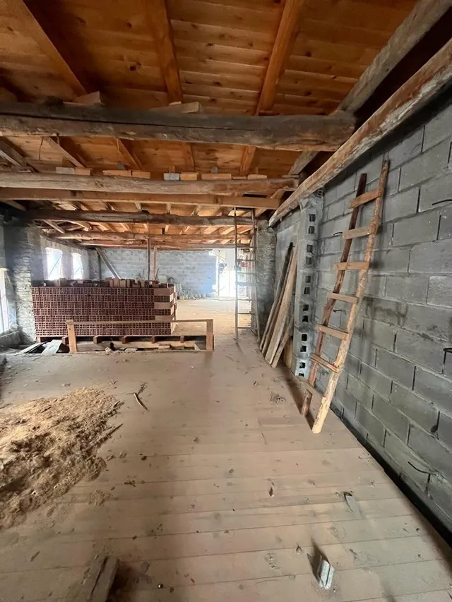 SE VENDE CASA EN CONSTRUCCIÓN  EN VILLANUEVA DE VALDUEZA — 8