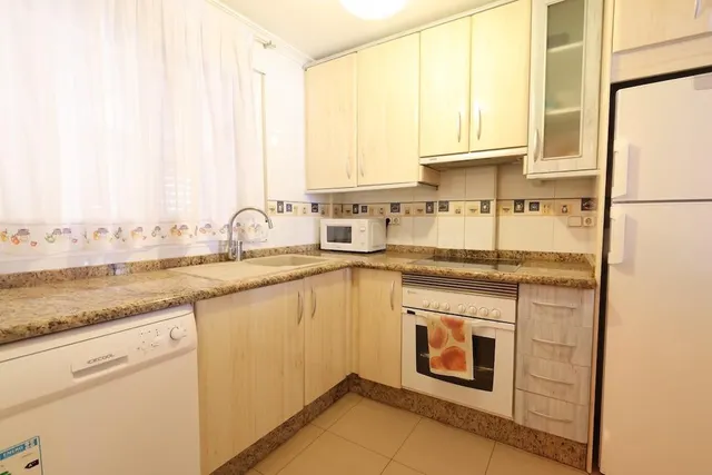 Apartamento en Lomas de CaboRoig - foto 4