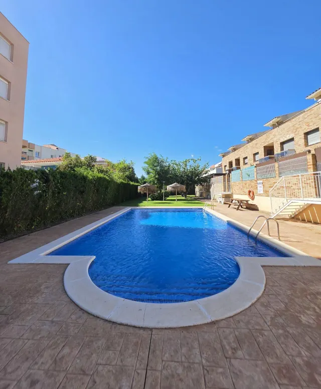 CASA CON JARDIN DE 4 habitaciones EN BARENYS — 44