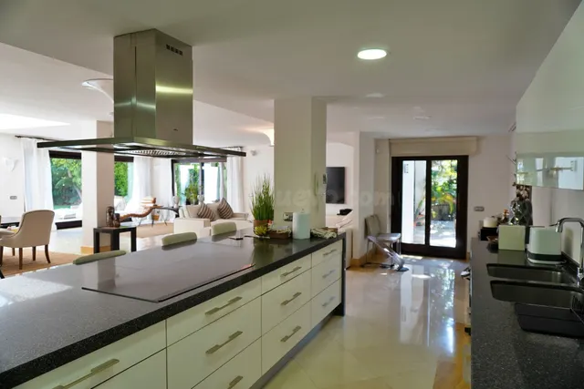 Chalet 5 habitaciones 540m² en venta - Marbella - foto 4