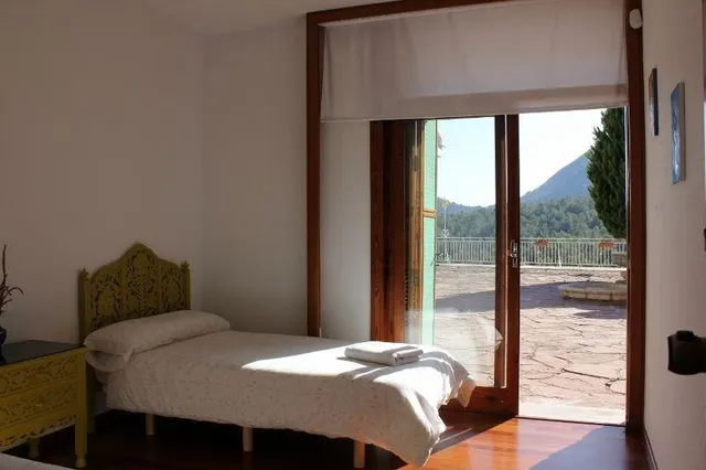 Villa exclusiva con dos residencias, piscinas y completas instalaciones deportivas en Favara, Valencia — 49