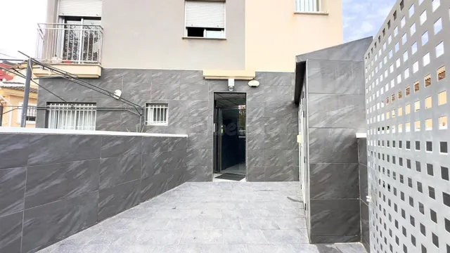 Edificio 90m² en venta - Playa de los locos - foto 5
