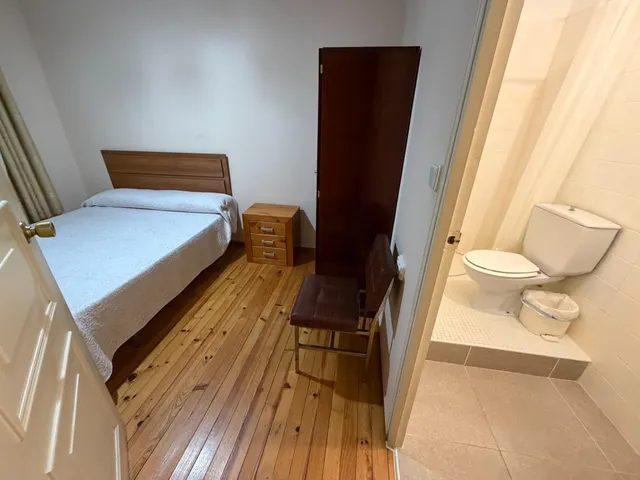 Venta albergue en el camino de Santiago en Cacabelos — 21