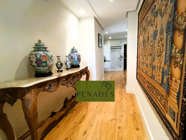 ESTUPENDA VILLA MUY CERCA DE LA POBLACIÓN — 28