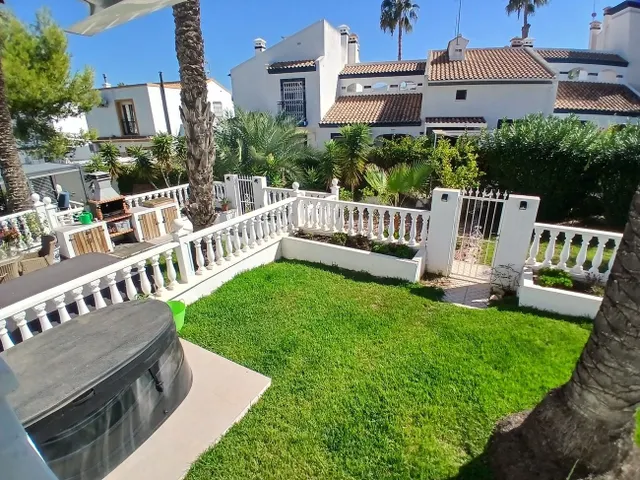 Casa 2 habitaciones en venta - Las Filipinas — 25