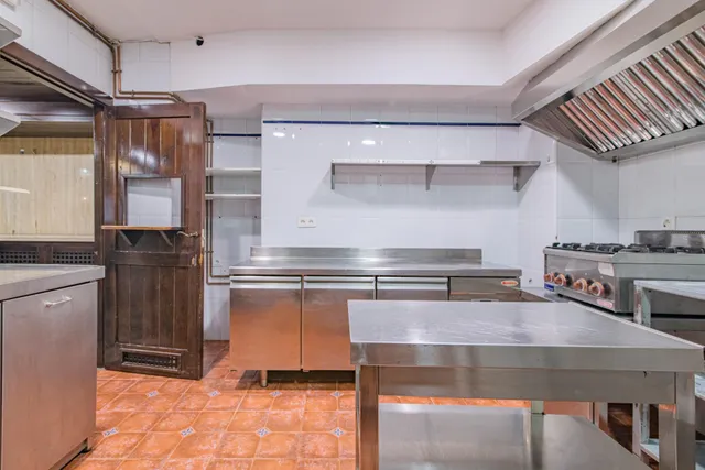 Se traspasa negocio de hosteleria en funcionamiento 12.000€ — 22