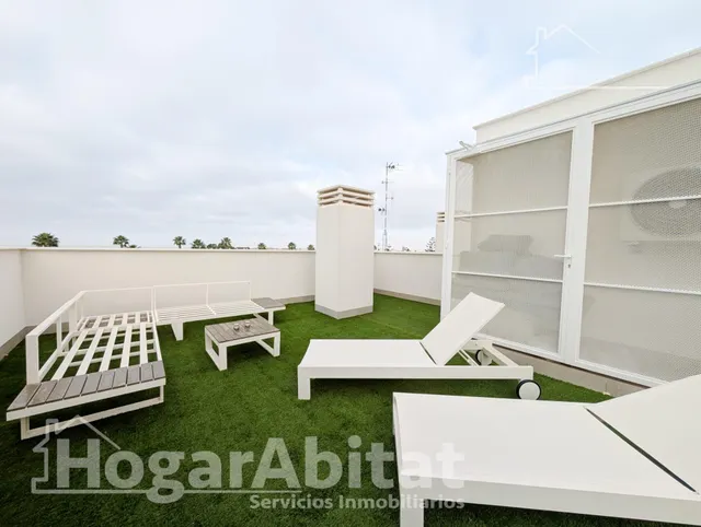PRECIOSO ÁTICO SEMINUEVO CON PISCINA, GARAJE Y TRASTERO — 36