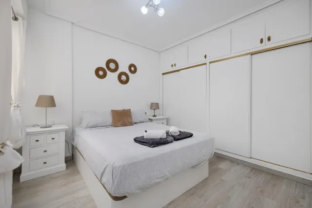 ¡tu nuevo hogar junto al mediterráneo! reformado, con licencia turística y a solo 300 metros del mar ☀️ — 25