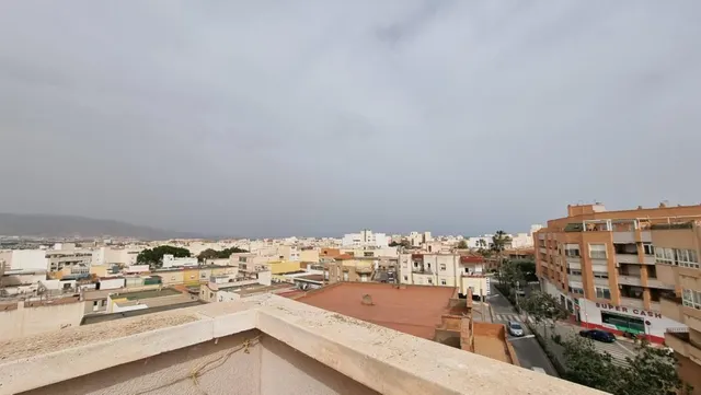 Espectacular Ático en el Corazón de Roquetas de Mar por €143,000 — 11