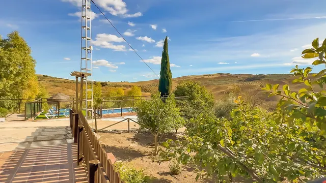 Finca rústica 2 habitaciones 140m² en venta - Polígono - Alrededores - Pedanías — 29
