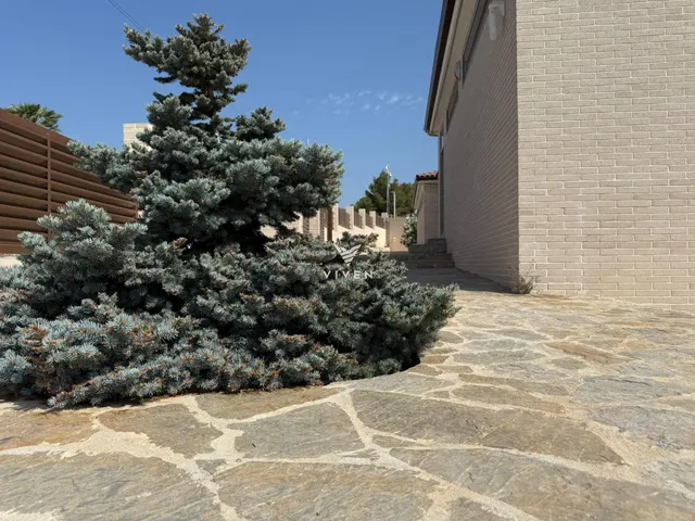 Un Oasis de Lujo y Discreción con Vistas Incomparables — 28