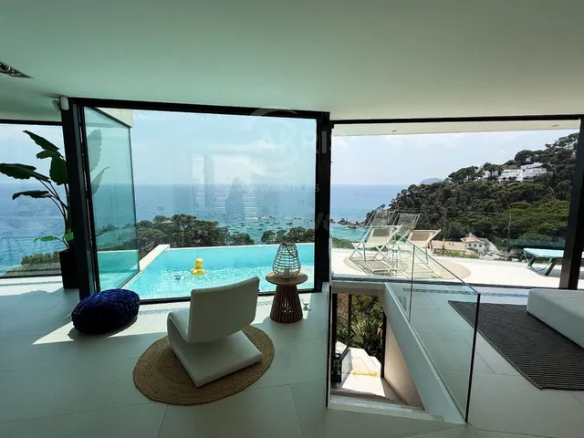 Chalet Independiente en Santa Cristina D'Aro — 2
