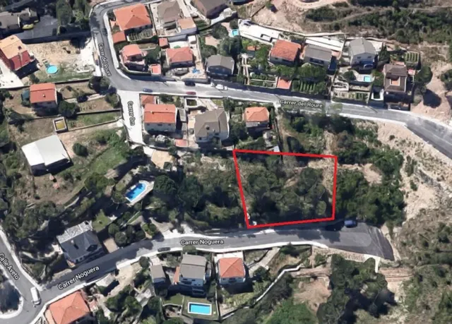 Fantástica Parcela de 735 m2 en Urb. Cap de Bou - foto 4