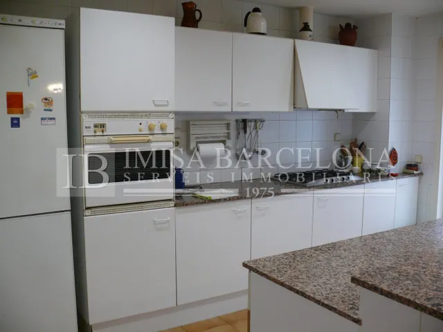 PRECIOSO PISO EN EL EXCLUSIVO COMPLEJO RESIDENCIAL LES LLOSES — 15