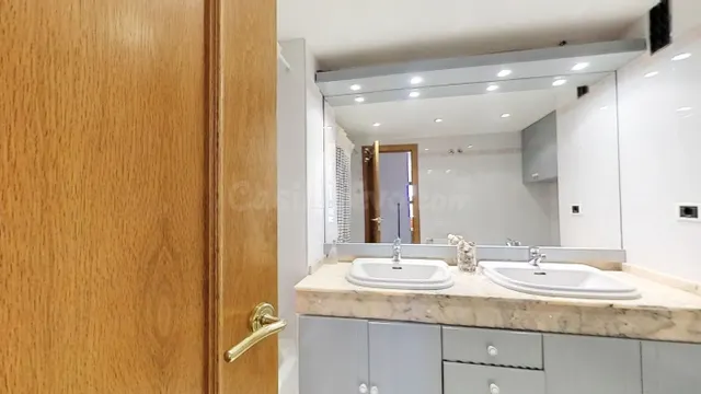 Habitación junto a la Universidad Politécnica – Se busca 4º  - foto 4
