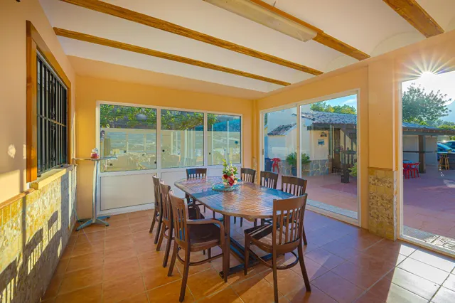 Villa exclusiva en La Nucía | parcela de 3.947 m2, piscina privada y amplias zonas de ocio — 19