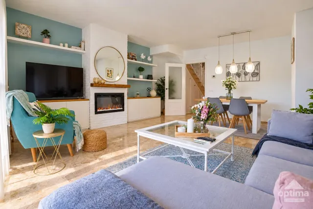 Pareado reformado con 5 habitaciones, terrazas y garaje en Reus — 27