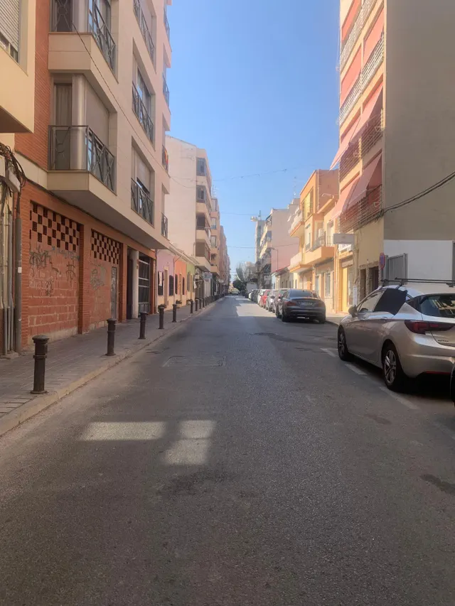 Local comercial de 330 m2 en pleno centro de sant joan d’ alacant- frente mercado municipal- con salida de humos y 2 plazas de garaje. — 6
