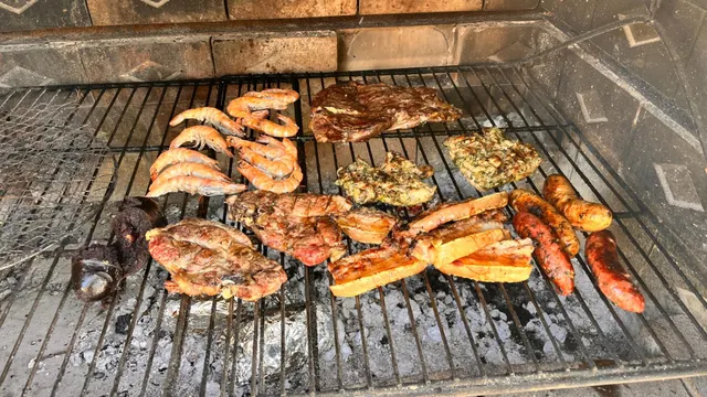 COMPLEJO RUSTICO CON 6 VIVIENDAS — 40