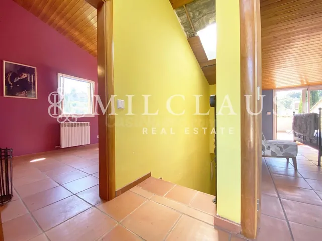 Casa o chalet independiente en venta en calle de la Bassa - foto 4