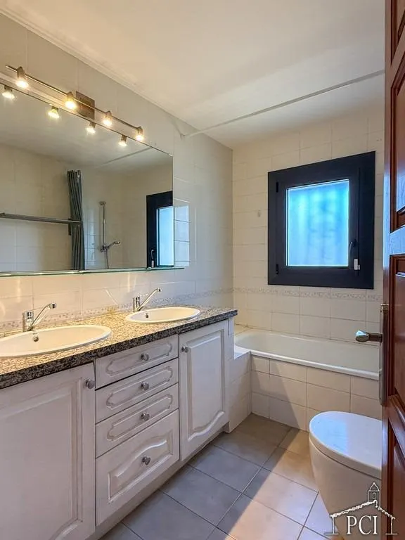 Gran oportunidad - Chalet unifamiliar  en Calonge — 30