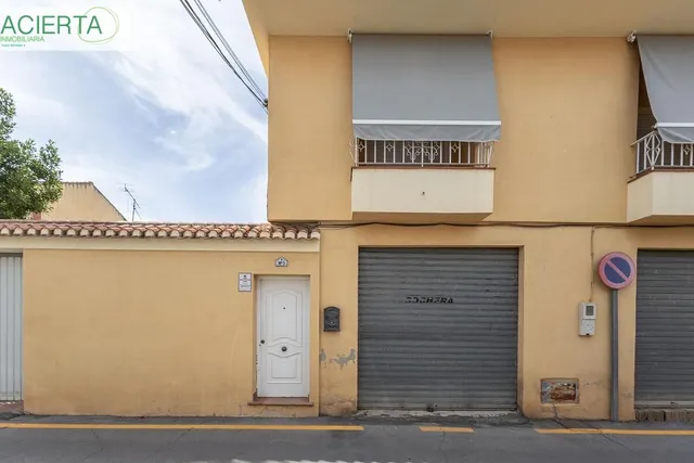 CHALET ADOSADO EN OGIJARES ( GRANADA) — 47